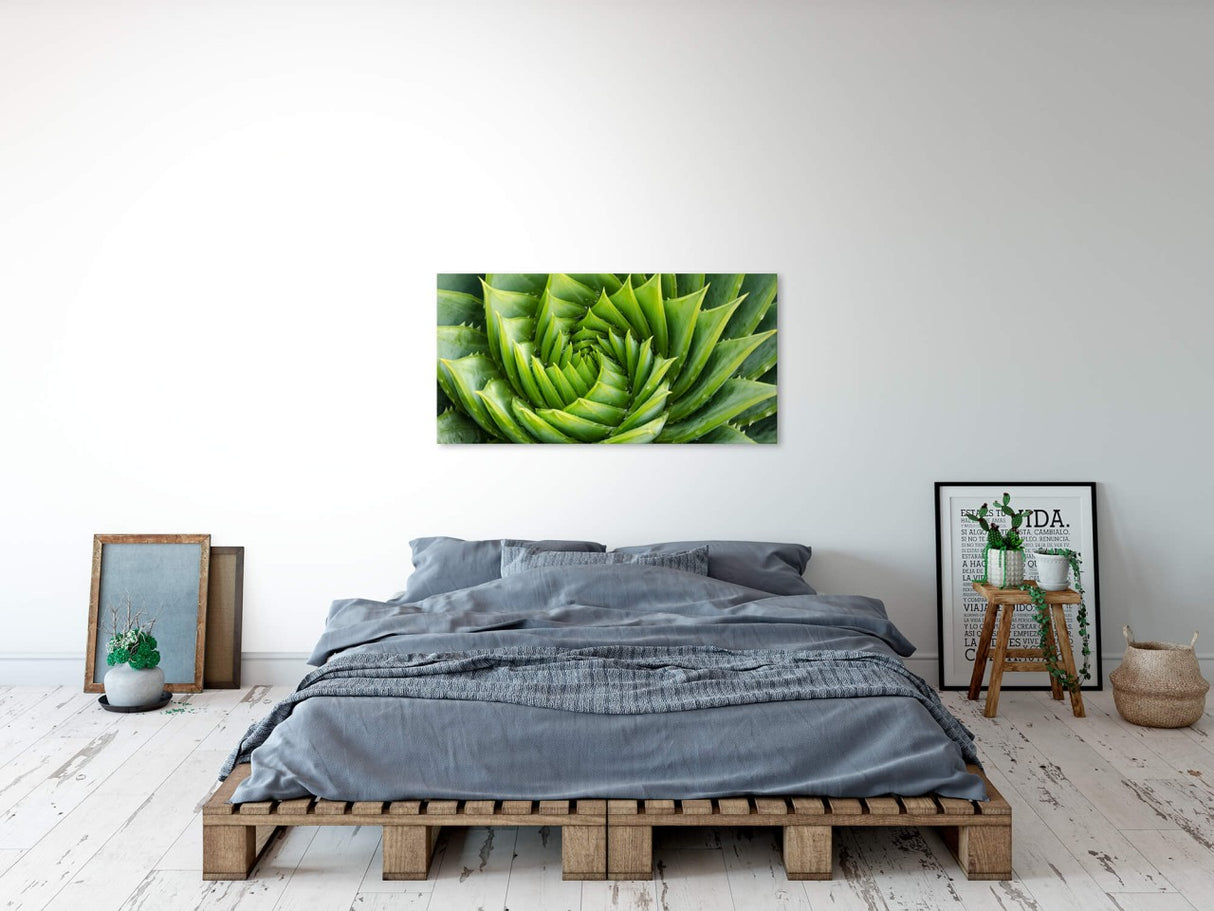 shutterstock_719652712E6tWX0ZlVNCbL_1280x1280.jpg