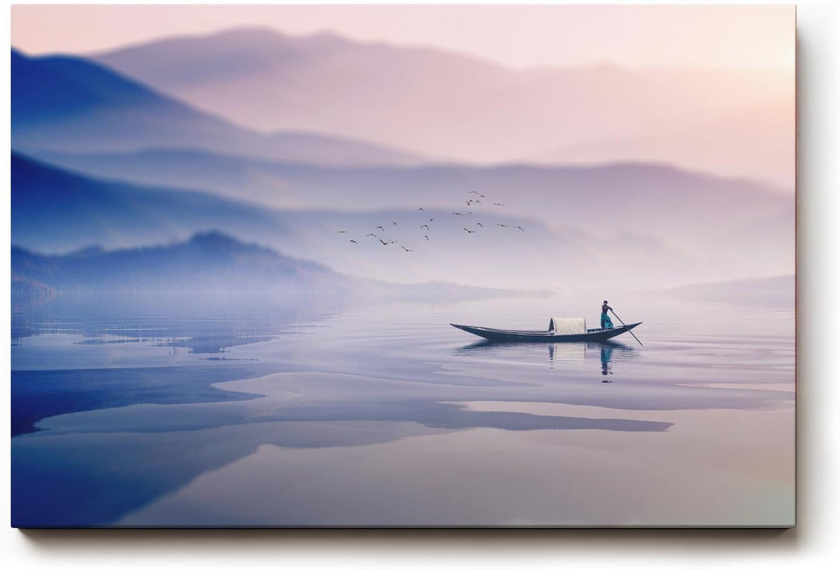 Sinus Art Wandbild 120x80cm Stilles Wasser, Fischerboot und pastellfarbene Hügel – harmonisch, leicht und beruhigend
