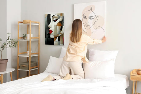 Paul Sinus 60x90cm Wandbild Crimson Beauty – Modernes Frauenporträt in geometrischer Eleganz auf Leinwand Holzrahmen