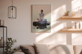 Paul Sinus Wandbild in 60x90cm Awakened Woman – Meditatives Porträt einer Frau im weißen Kleid, sitzend auf einem Felsen im Wasser bei Sonnenaufgang, moderne Bilder in sanften Farbtönen