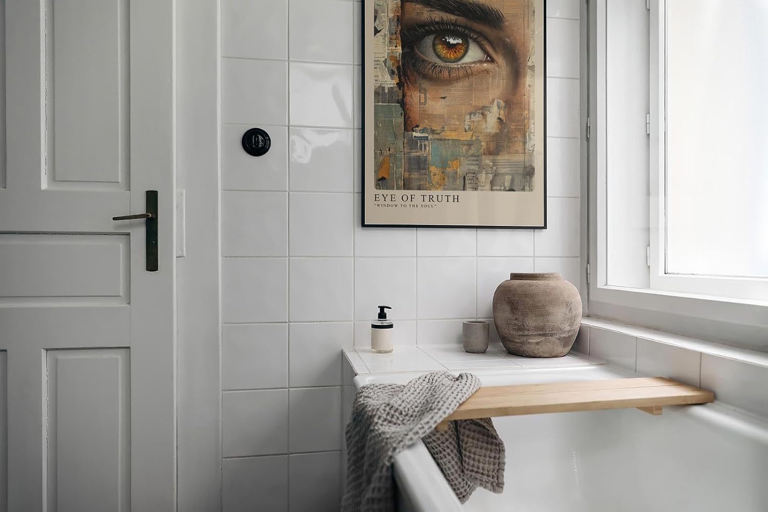 Paul Sinus Leinwandbild 60x90cm realistisches Auge mit abstrakter Collage aus Vintage-Zeitungselementen – kunstvolles Leinwandbild