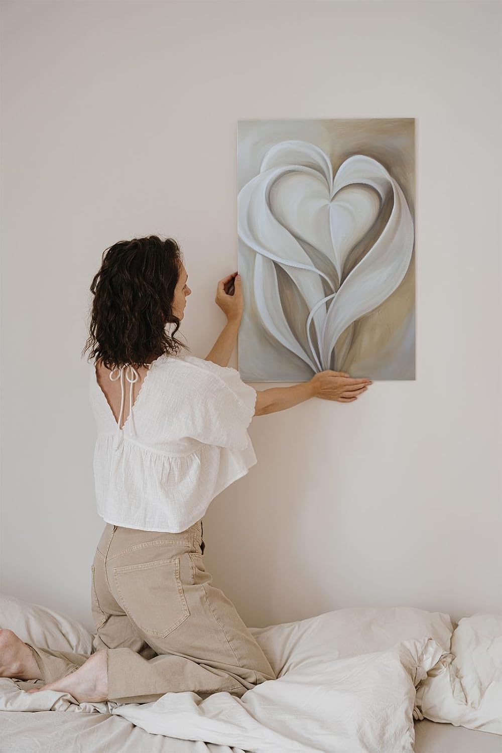 Paul Sinus 60x90cm Wandbild Herzblätter in Beige – Sanfte Formen mit moderner floraler Eleganz Blume
