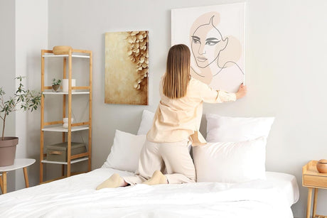 Paul Sinus 60x90cm Wandbild Hängende Blütenpracht in Beige – Stilvolle Natürlichkeit mit floraler Harmonie Blume