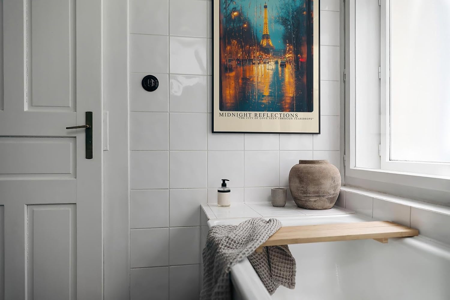 Paul Sinus Leinwandbild 80x120cm Mitternächtliche Reflexionen – Stimmungsvolle Stadtansicht von Paris mit Eiffelturm und regennassen Lichtern