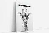Paul Sinus Poster/Leinwandbild/Rahmenoption – Giraffe mit Brille „Hallöchen Popöchen“ – Lustige WC-Deko für dein Badezimmer
