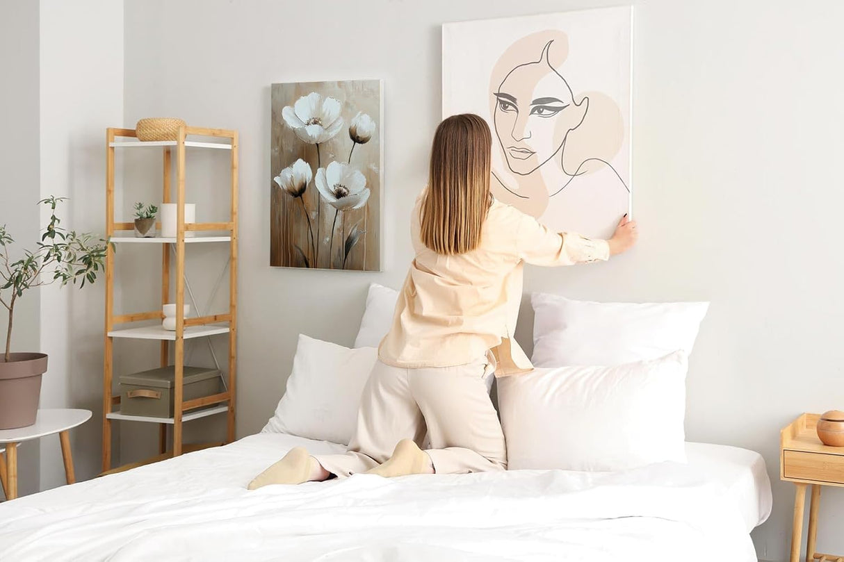 Paul Sinus 60x90cm Wandbild Zarte Blüten in Beige – Florale Anmut in moderner Raumkunst Blume