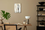 Paul Sinus 60x90cm Wandbild Stille Harmonie – Minimalistische Nähe als berührendes Fokuskunstwerk auf Leinwand erleben