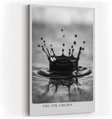 Paul Sinus Wandbild in 40x60cm The Ink Crown – Schwarz-Weiß-Aufnahme einer Wasserkrone im Moment des Aufpralls