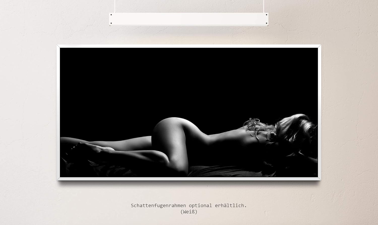 Nackte Frau im Bett ca. 130x70cm Wandbild inklusive Schattenfugenrahmen weiss - Panorama Leinwand Bild XXL Format Wandbilder Wohnzimmer Wohnung Deko Kunstdrucke