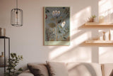 Paul Sinus Wandbild in 40x60cm The Botanical Whisper Feine botanische Illustration einer blauen Blüte mit Blättern auf dezentem Hintergrund