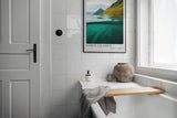 Paul Sinus Leinwandbild 80x120cm Leinwandbild Faroe Islands atemberaubende Natur nordische Landschaft ruhige See majestätische Berge