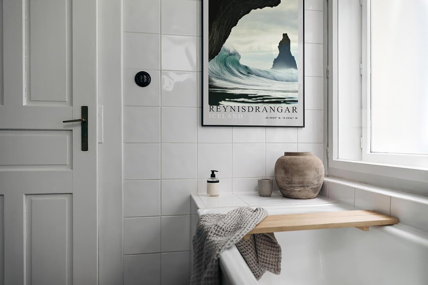 Paul Sinus Leinwandbild 40x60cm Leinwandbild Reynisdrangar Island Naturgewalt beeindruckende Wellen mystische Landschaft rauer Charme Nordatlantik