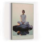 Paul Sinus Wandbild in 60x90cm Awakened Woman – Meditatives Porträt einer Frau im weißen Kleid, sitzend auf einem Felsen im Wasser bei Sonnenaufgang, moderne Bilder in sanften Farbtönen