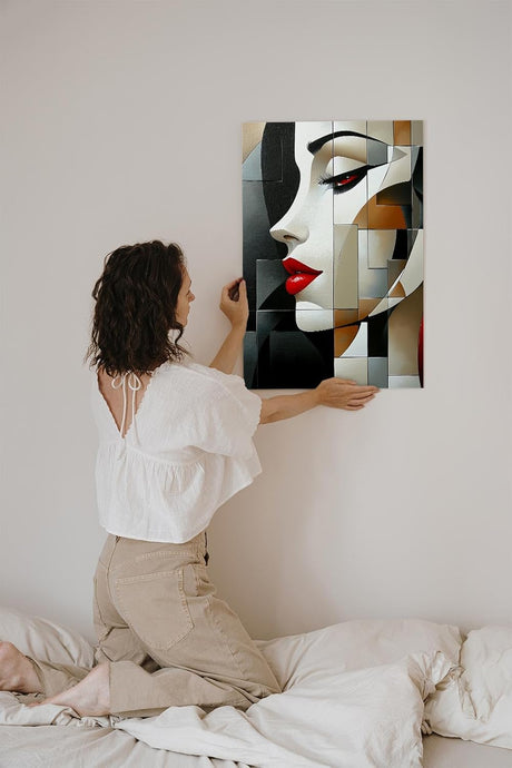 Paul Sinus 60x90cm Wandbild Crimson Beauty – Modernes Frauenporträt in geometrischer Eleganz auf Leinwand Holzrahmen