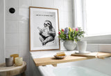 Paul Sinus Poster/Leinwandbild/Rahmenoption Lustiges Faultierbild – Witzige Klo-Deko fürs Gäste-WC – Perfekt für Entspannte
