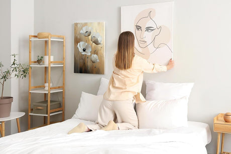 Paul Sinus 60x90cm Wandbild Zeitlose Blüten in Beige – Elegante Naturkunst mit stilvoller Blume