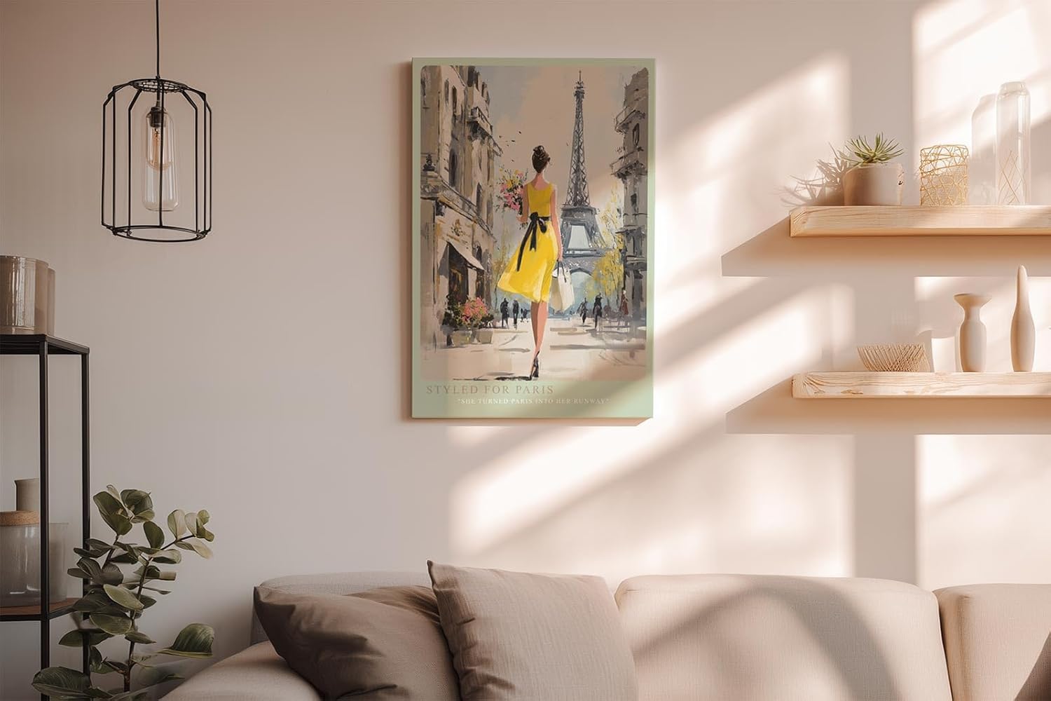 Paul Sinus Wandbild in 40x60cm Frau im gelben Kleid vor dem Eiffelturm – stilvolle Stadtszene mit französischem Charme für elegante Raumgestaltung