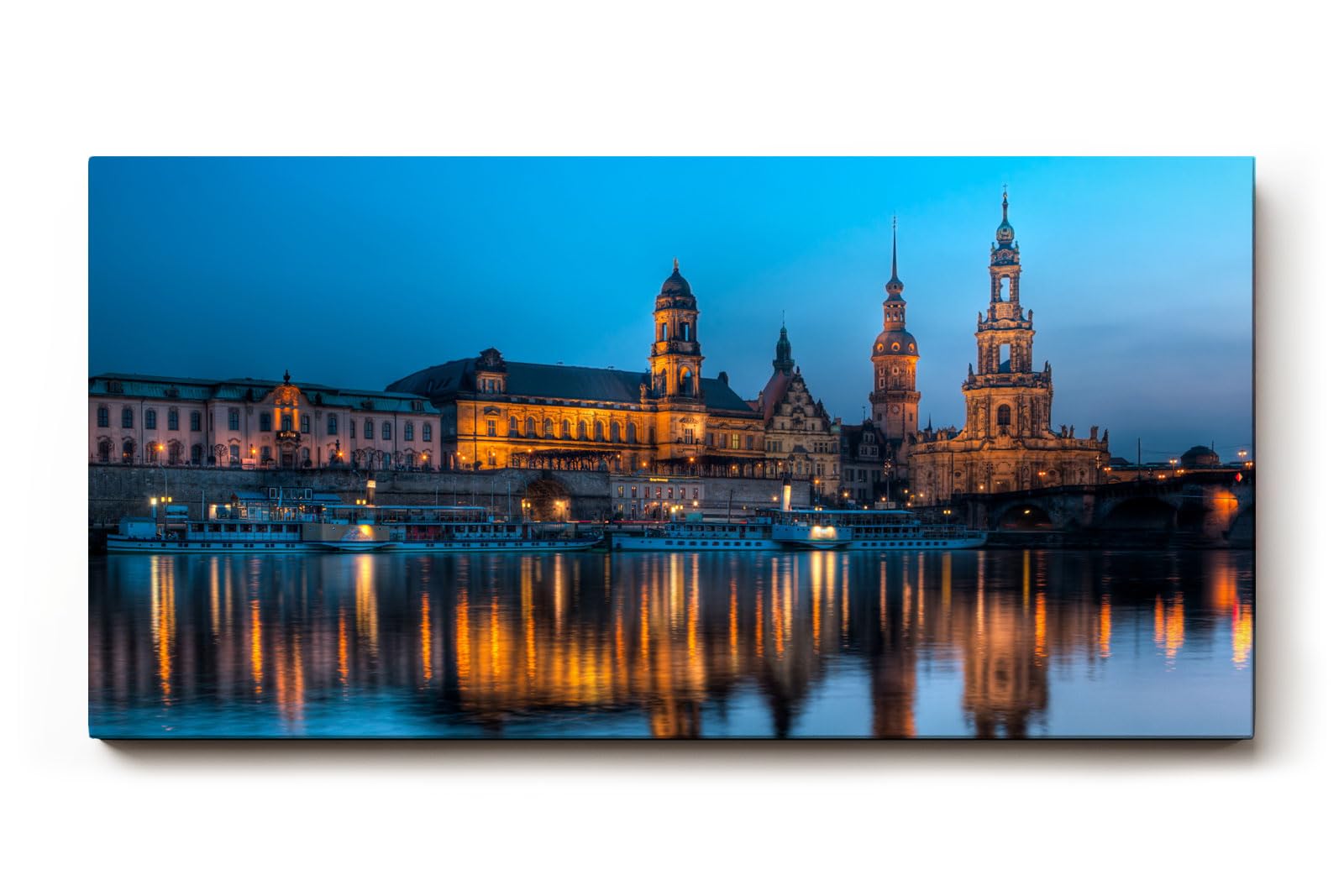Sinus Art Wandbild 120x80cm Beleuchtete Sehenswürdigkeiten der Dresdner Altstadt im Spiegelbild der Elbe zur blauen Stunde
