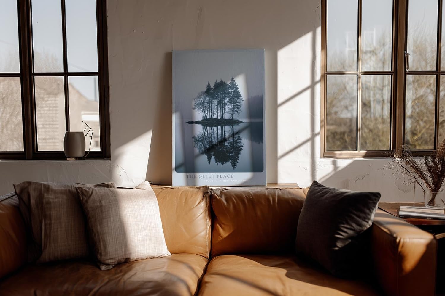 Paul Sinus Wandbild in 40x60cm The Quiet Place – Nebelige Bauminsel mit Spiegelung im See, beruhigendes Naturmotiv in sanften Blautönen