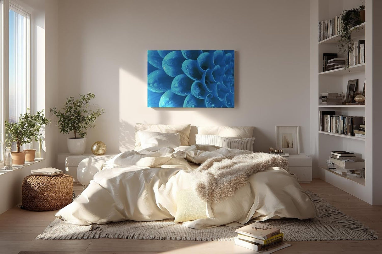 Sinus Art Wandbild 120x80cm Die Tropfen auf der blauen Blüte bringen Frische, Eleganz und Tiefe in den Raum