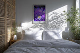 Paul Sinus Kunstdruck 40x60cm Violette Blüte in Nahaufnahme – florales Farbspiel in Lila und Weiß