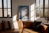 Paul Sinus Wandbild in 40x60cm The Silver Edge – Winterliche Flusslandschaft mit schneebedeckten Bäumen, elegante Naturdarstellung in kühlen Tönen