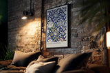 Paul Sinus Kunstdruck 40x60cm Baroque Blossom barockes Blumenornament auf tiefblauem Grund mit Farbakzenten