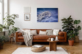 Sinus Art Wandbild 120x80cm Imposanter Schneegipfel unter blauem Himmel mit Licht- und Schattenspiel