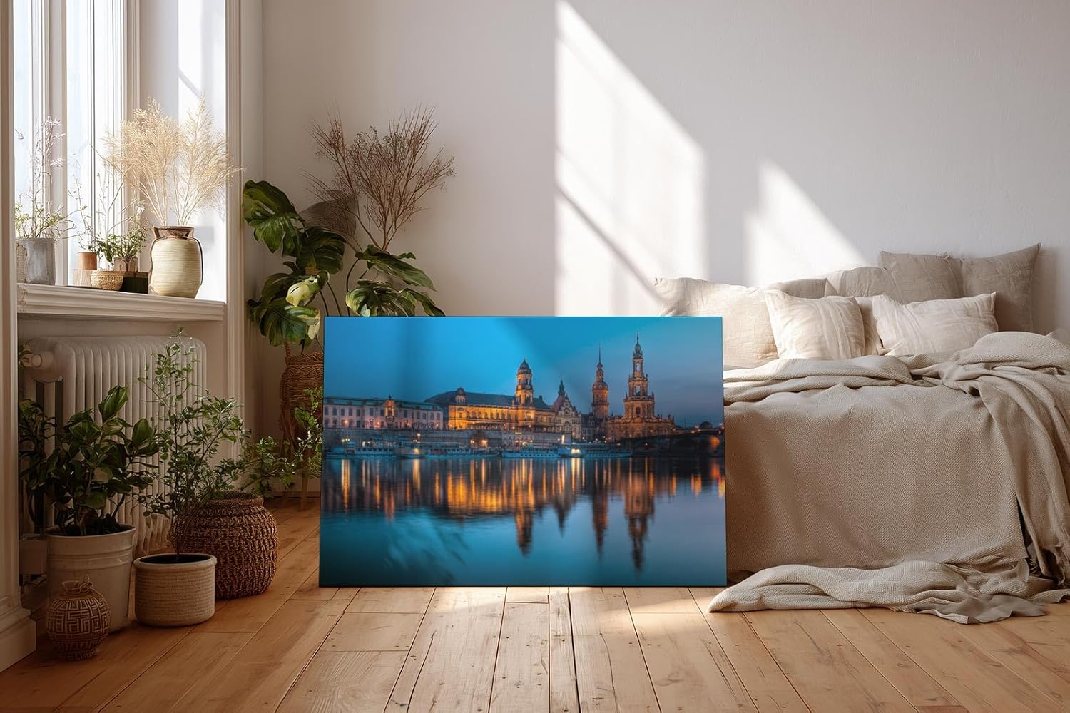 Sinus Art Wandbild 120x80cm Beleuchtete Sehenswürdigkeiten der Dresdner Altstadt im Spiegelbild der Elbe zur blauen Stunde