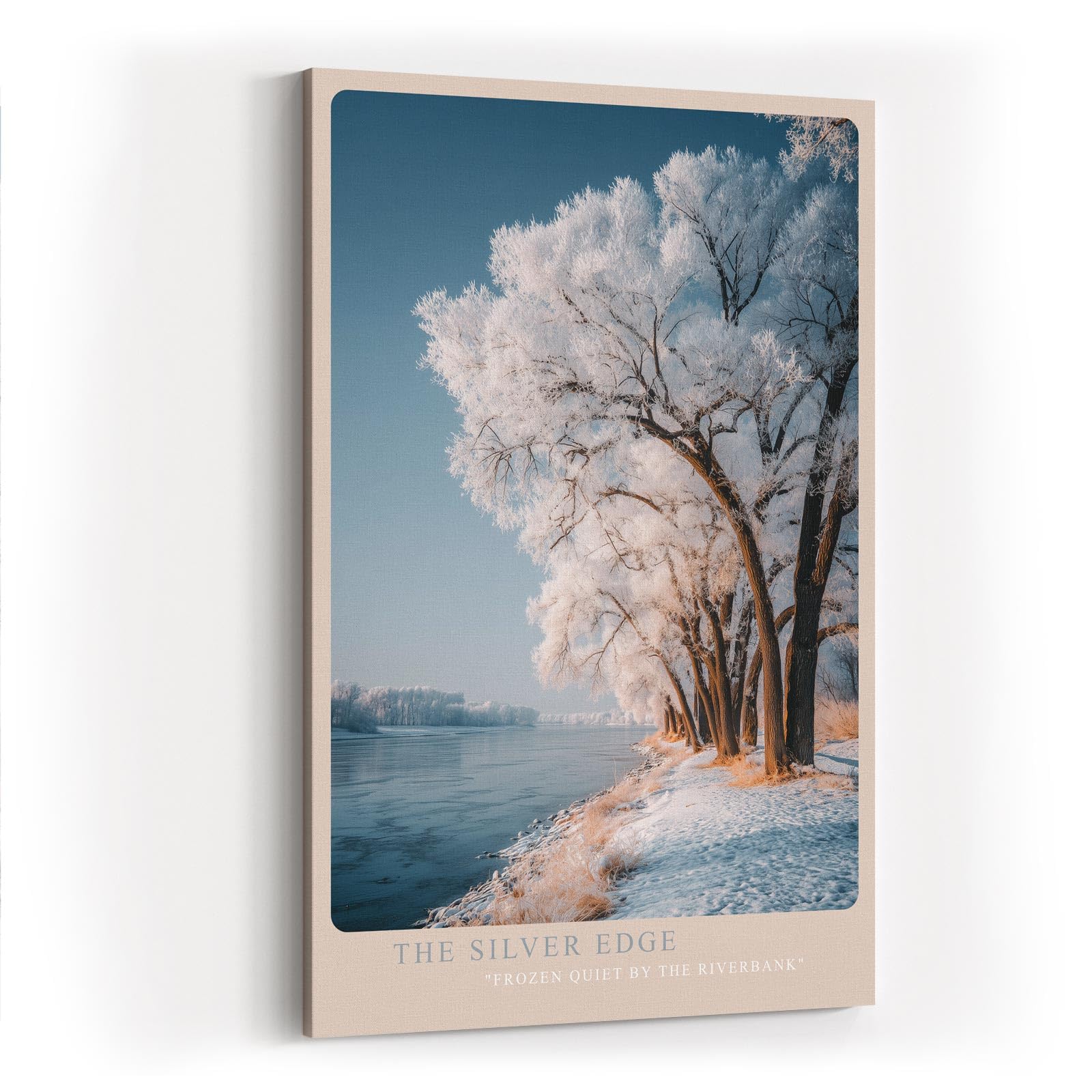 Paul Sinus Wandbild in 40x60cm The Silver Edge – Winterliche Flusslandschaft mit schneebedeckten Bäumen, elegante Naturdarstellung in kühlen Tönen
