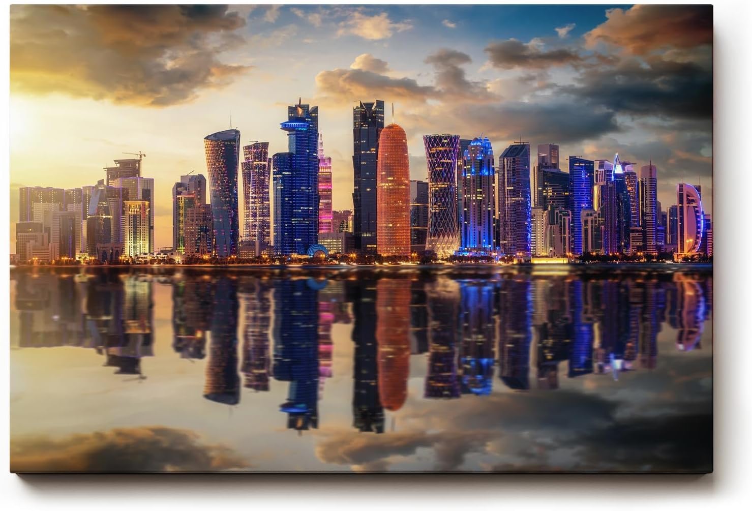 Sinus Art Wandbild 120x80cm Moderne Skyline spiegelt sich im Wasser bei untergehender Sonne – urbanes Highlight
