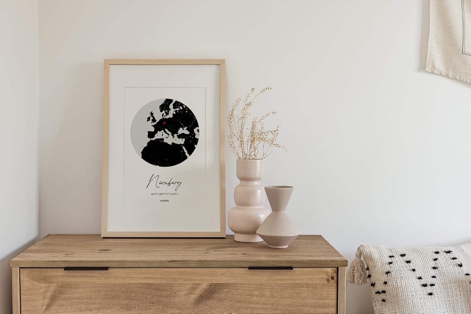 Paul Sinus Bilderrahmen einzigartig mit deinen GPS Koordinaten und Namen. 30cm x 42cm Holz Wechselrahmen mit Glas und Passepartout. anpassbare Geschenkidee. (Ohne Rahmen)