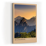 Paul Sinus Kunstdruck 40x60cm Huangshan – Nebliges Bergpanorama aus Chinas Osten bei Sonnenuntergang