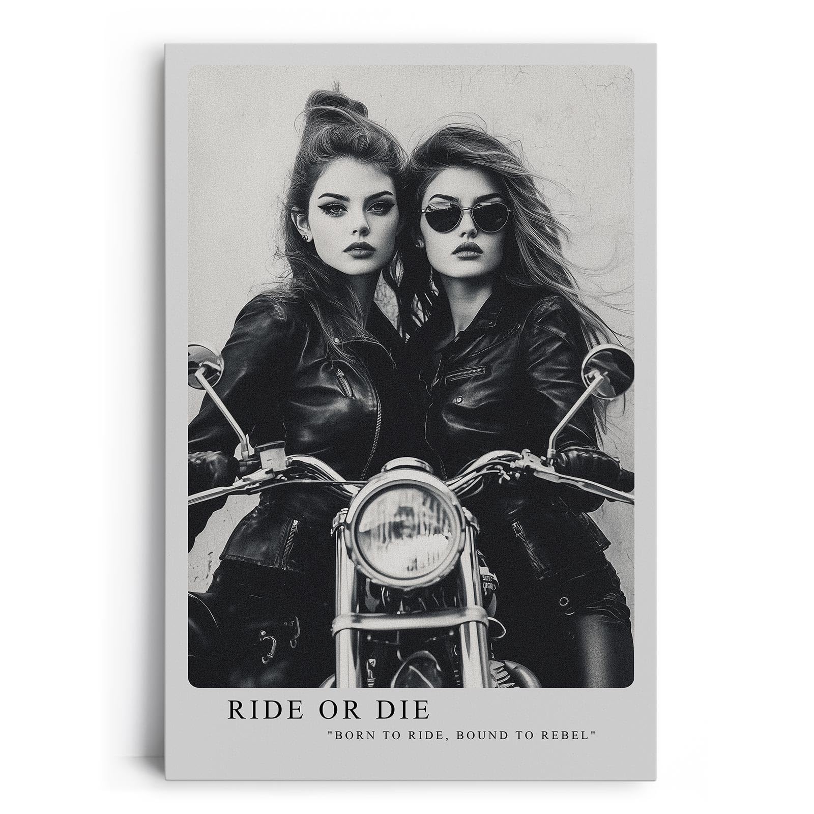 Paul Sinus Leinwandbild 80x120cm rebellische Bikerinnen in stilvoller Schwarz-Weiß-Ästhetik mit kraftvoller Dynamik – ikonisches Leinwandbild