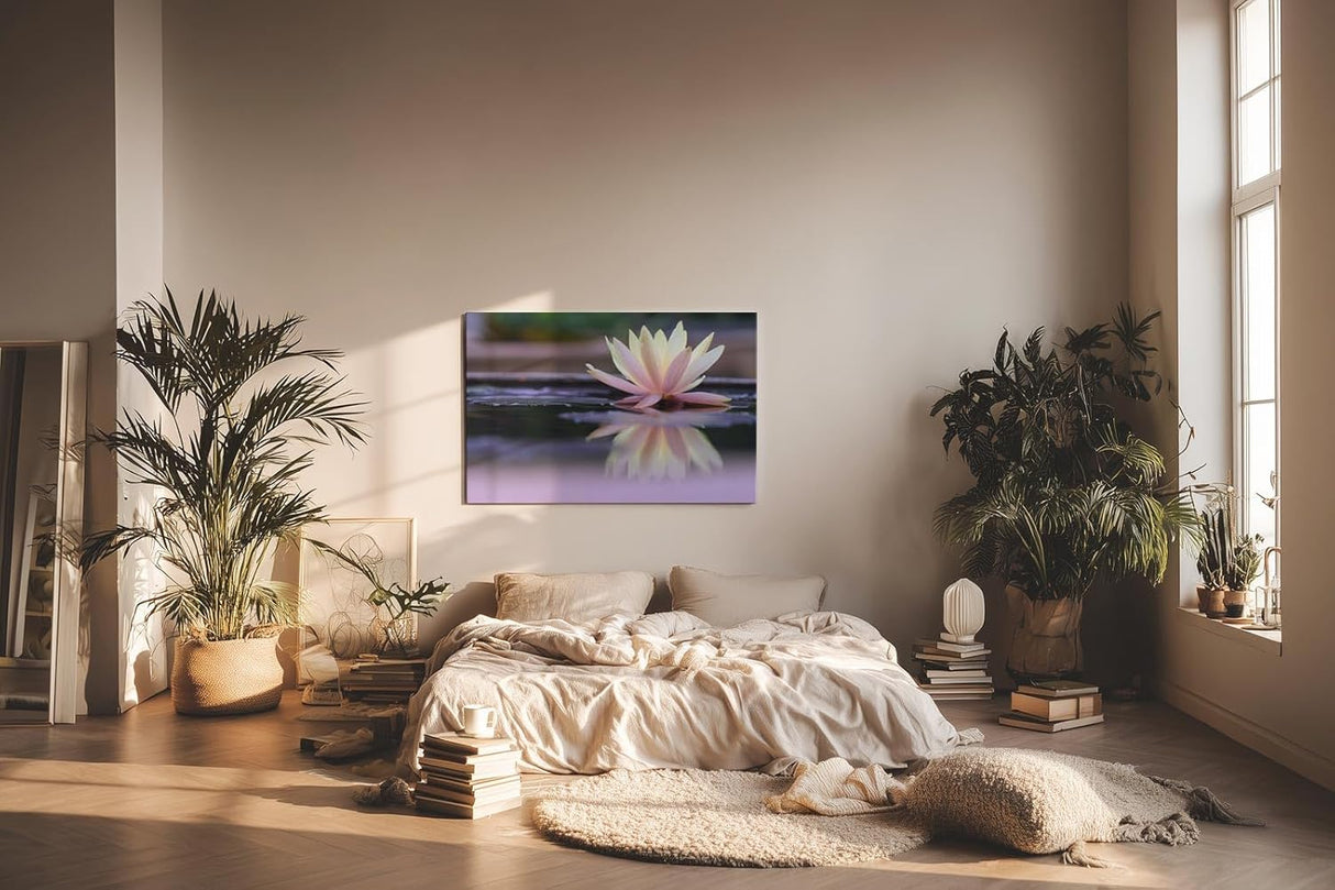 Sinus Art Wandbild 120x80cm Zartrosa Seerose auf dunklem Wasser mit Reflexion – ruhig, edel und harmonisch