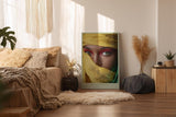 Paul Sinus Wandbild in 40x60cm The Silk of Secrets – Intensiver Blick mit gelbem und grünem Tuch umhüllt