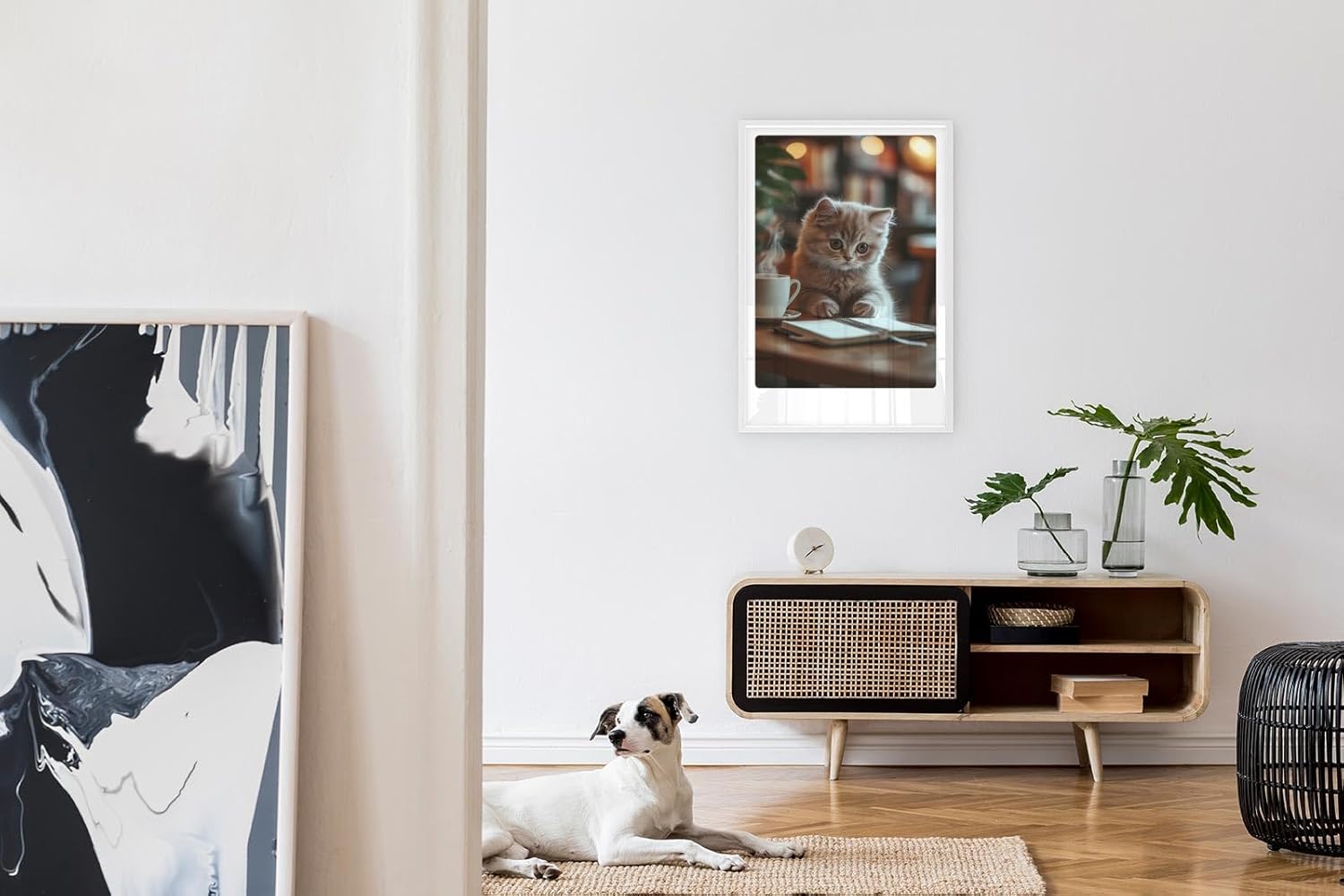 Paul Sinus Leinwandbild 80x120cm Leinwandbild Nachdenkliche Katze im Café – Charmante Szene mit flauschigem Kätzchen, gemütliche Atmosphäre, warmes Licht