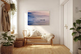 Sinus Art Wandbild 120x80cm Stilles Wasser, Fischerboot und pastellfarbene Hügel – harmonisch, leicht und beruhigend
