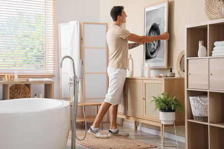 Paul Sinus Poster/Leinwandbild/Rahmenoption Lustiges Katzenbild – Süße Klo-Deko für dein Badezimmer – Perfekt fürs Gäste-WC