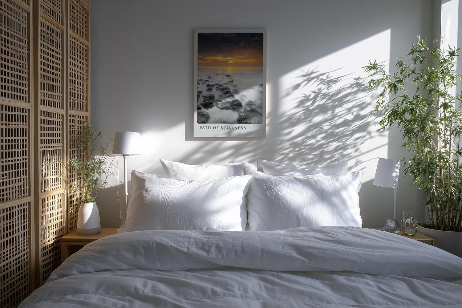 Paul Sinus Kunstdruck 40x60cm Path of Stillness – Sonnenuntergang über ruhiger Küste mit dunklen Steinen im Wasser