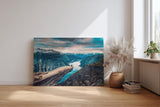Sinus Art Wandbild 120x80cm Beeindruckende Aussicht auf norwegisches Fjordtal mit mutiger Person auf Felsvorsprung