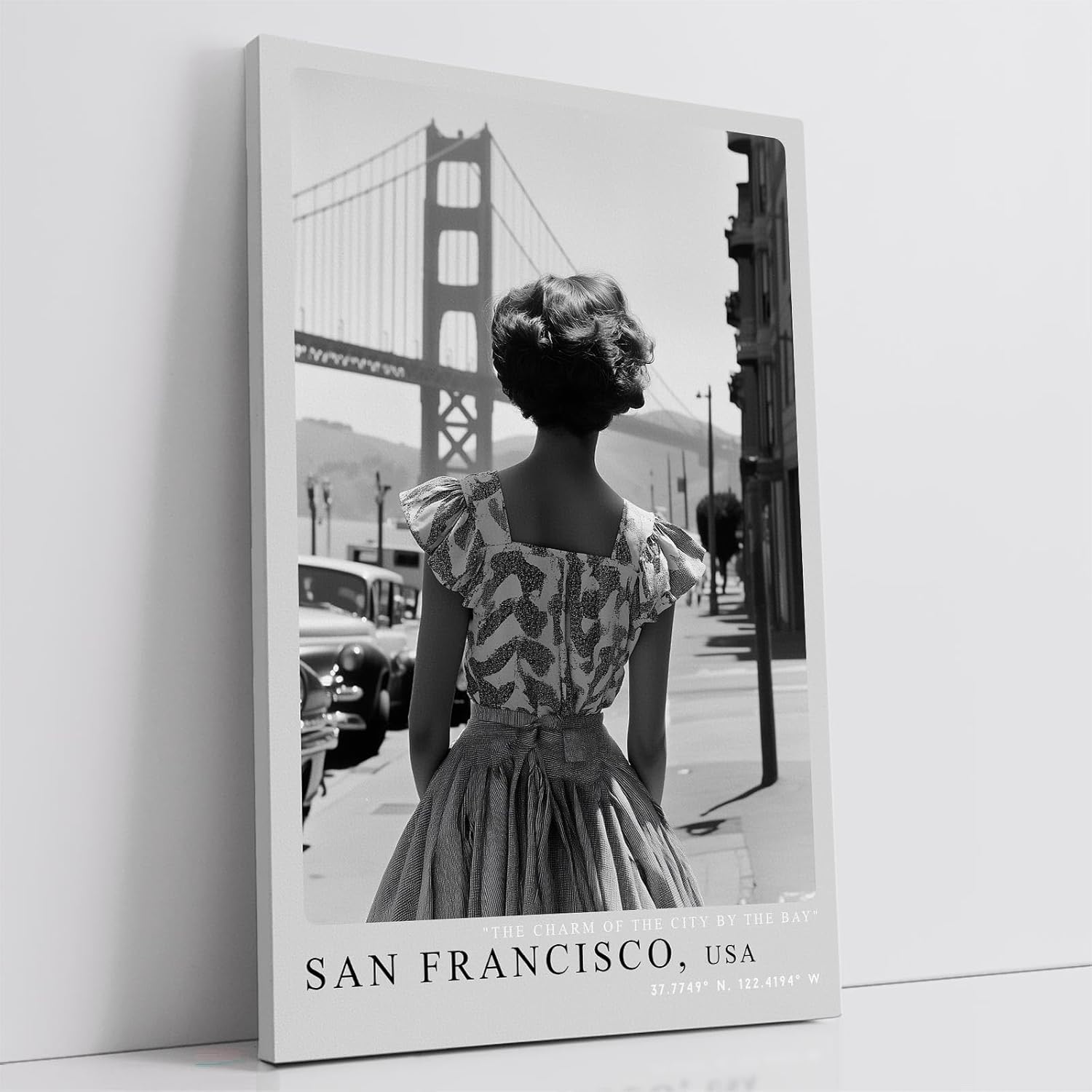 Paul Sinus Leinwandbild 80x120cm San Francisco USA Leinwandbild elegante Frau in Vintage-Kleid vor der Golden Gate Bridge