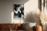 Paul Sinus Wandbild in 40x60cm The Depth of Contrast – Schwarz-weiße Reliefstruktur mit fließenden, organischen Linien und starker Licht-Schatten-Wirkung