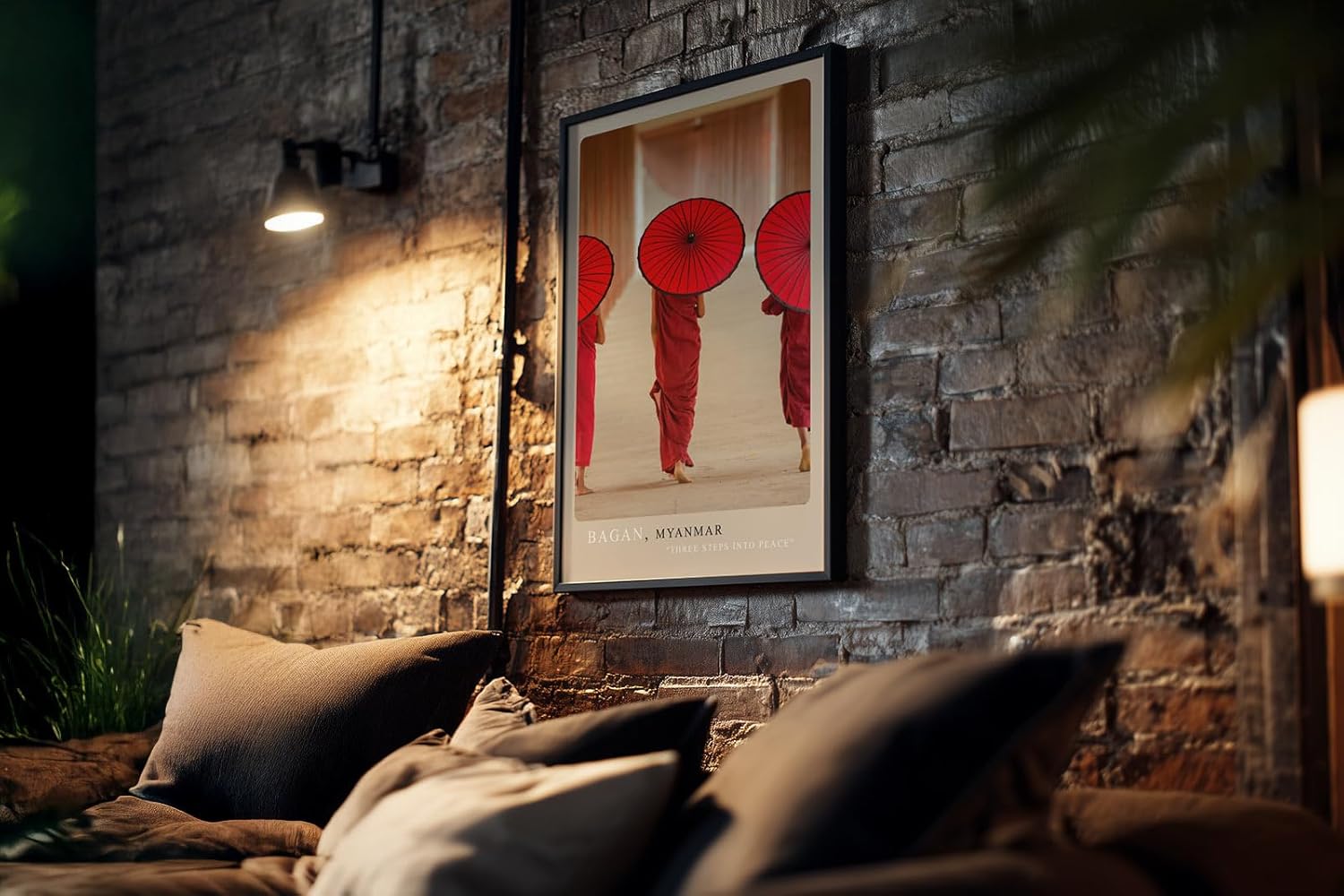 Paul Sinus Kunstdruck 40x60cm Bagan – buddhistische Mönche mit roten Schirmen in Myanmar