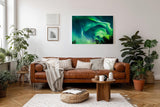 Sinus Art Wandbild 120x80cm Atemberaubende Aurora Borealis mit dynamischem Farbspiel über Silhouetten dunkler Bäume