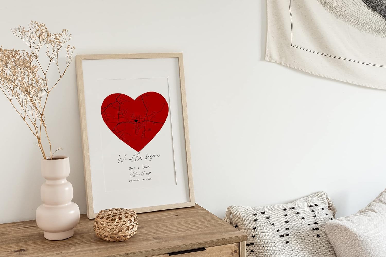 Paul Sinus Bilderrahmen mit deinen GPS Koordinaten und Namen. 30cm x 42cm Holz Wechselrahmen mit Glas und Passepartout. Personalisierte Geschenkidee. LOVE. (ohne Rahmen)