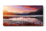 Sinus Art Wandbild 120x80cm See mit reflektierendem Himmel vor verschneiten Bergen – kontrastreich und lebendig