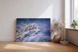 Sinus Art Wandbild 120x80cm Imposanter Schneegipfel unter blauem Himmel mit Licht- und Schattenspiel