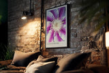 Paul Sinus Kunstdruck 40x60cm Clematis Bloom – violett-weiße Blüte in symmetrischer Komposition mit Fokus auf Zentrum