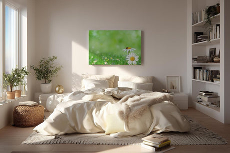 Sinus Art Wandbild 120x80cm Nahaufnahme mit Gänseblümchen und Marienkäfer auf unscharfem Frühlingshintergrund
